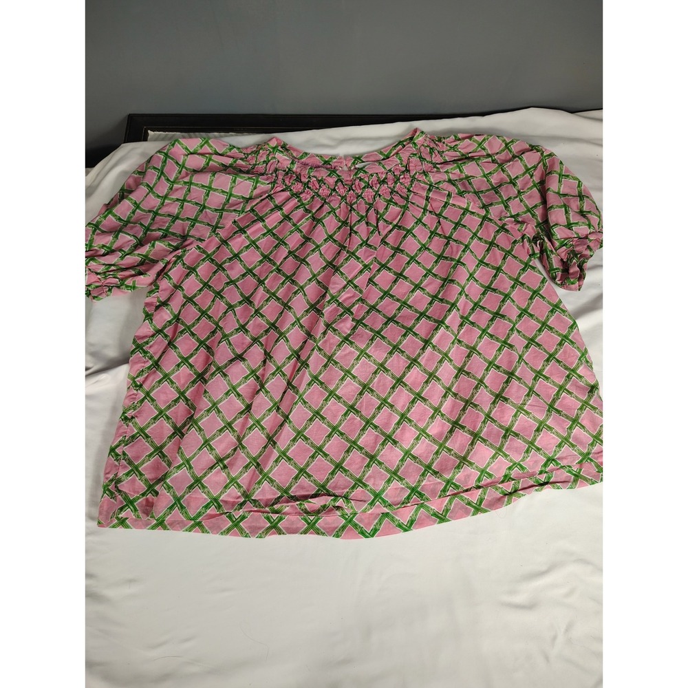Crown & Ivy Pink Green Bamboo Trellis Smocked Neck Blouse XL Cotton Short Sleeve